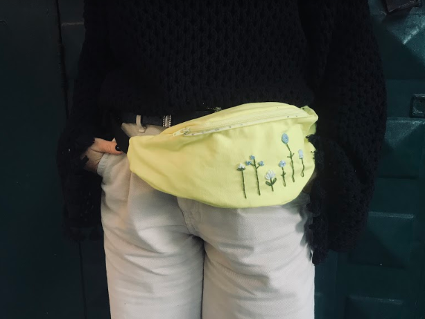 עדינה- תיקים ותכשיטים בעבודת יד flower adina hand made fashion fanny pack