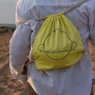 תיקי שק וצד